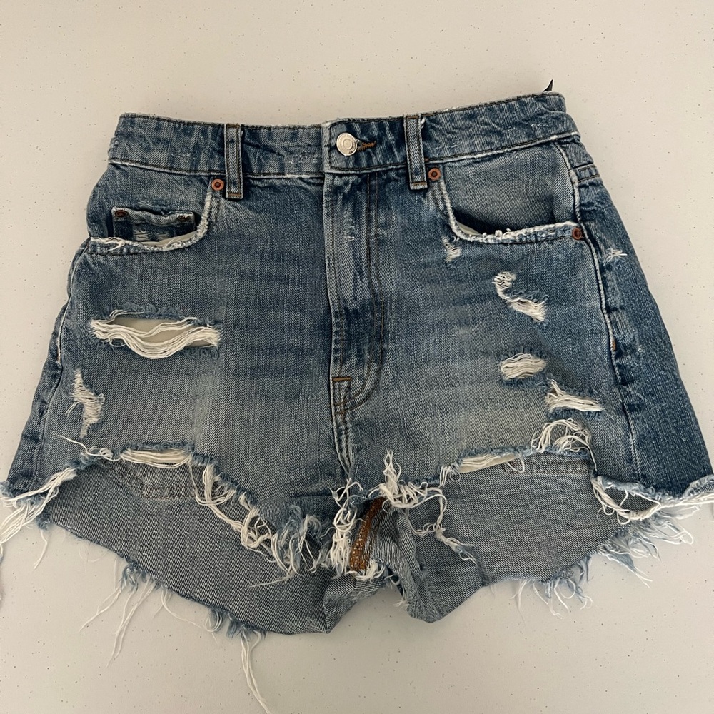 ZARA Denim Distressed High-Waisted Trendy Jean Shorts Size 2